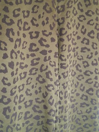 Pantaloni svasati animalier