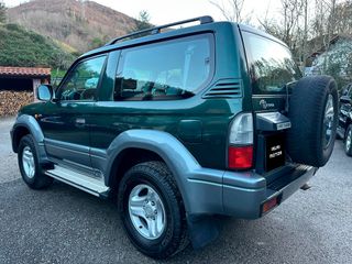 TOYOTA Land Cruiser 90 3.0 D4D VX TS Automático