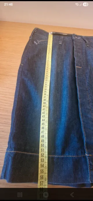 Falda vaquera elástica De cintura mide 40