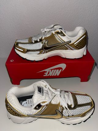 Nike Zoom Vomero 5