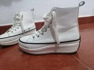 Botines blancos de plataforma