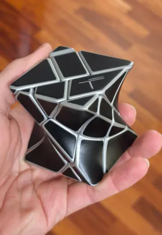 RUBIK GHOST TWIST