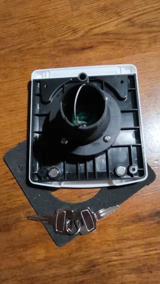 Bocana de agua para camper/caravana con llave