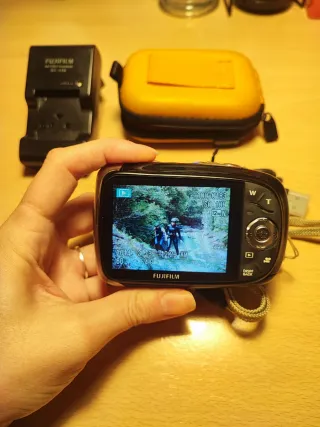 Cámara Digital Fujifilm XP10 sumergible