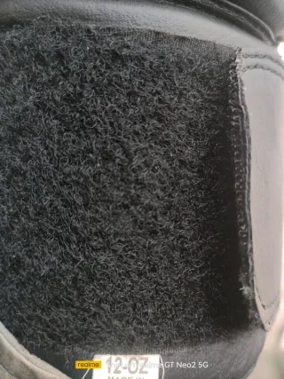 Guantes de boxeo negros