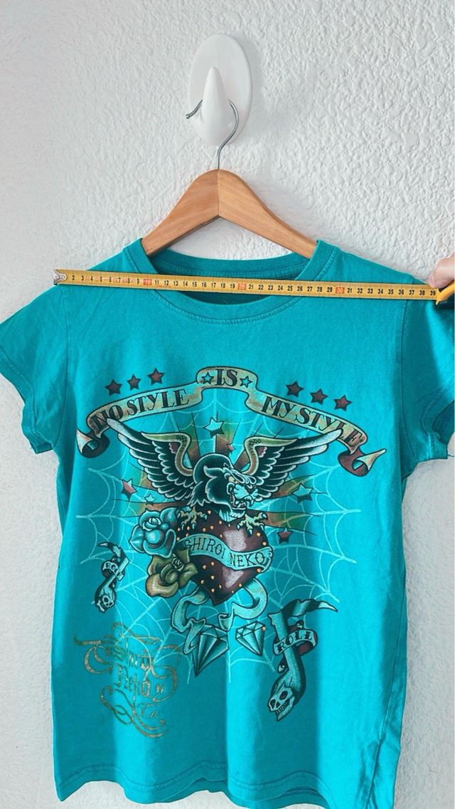 Camiseta Shiroi Neko Vintage