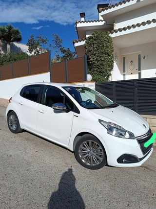 Peugeot 208 2017