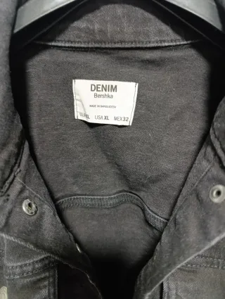 Cazadora vaquera Bershka negra Talla xl