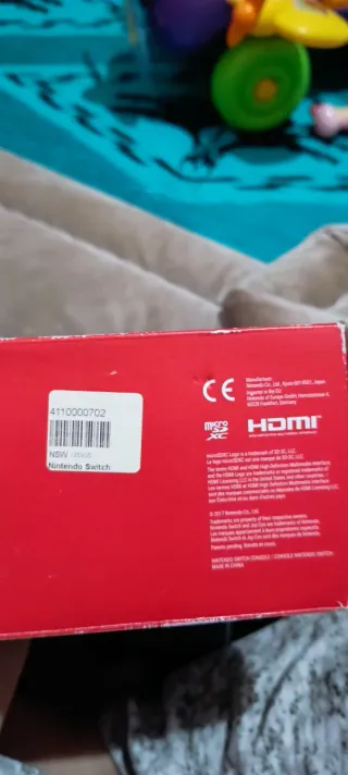 Nintendo Switch Neon (Amarillo) + Negro