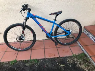 Bicicleta de Montaña Azul BH-PRO