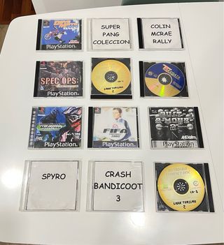 Pack PS1 con 2 mandos, funda y juegos