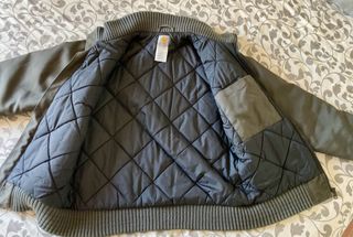 Cazadora Carhartt verde