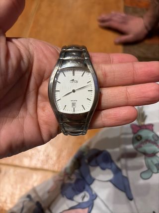 Reloj Lotus Plata y Blanco