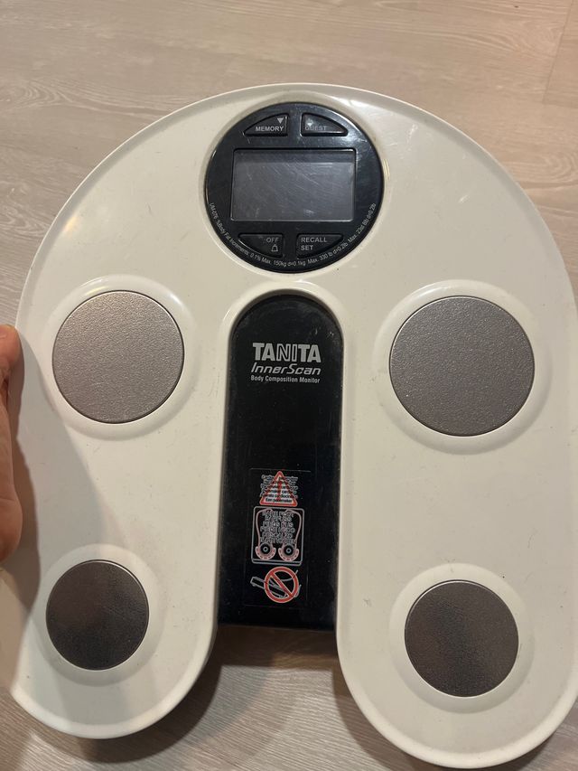 Báscula Tanita InnerScan Body Composition Monitor