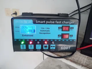 Cargador Batería Coche Camión Tractor 600T