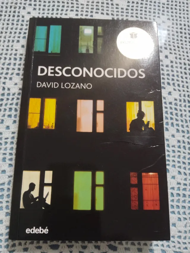 DESCONOCIDOS: Premio EDEBÉ de Literatura Juveni...