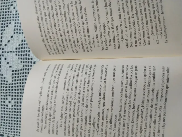 DESCONOCIDOS: Premio EDEBÉ de Literatura Juveni...