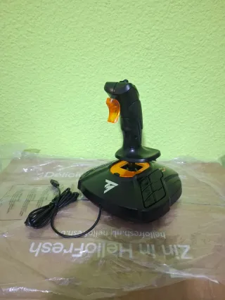 Joystick Thrustmaster T.16000M FCS PC