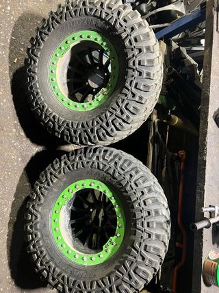 Llantas portuguesas y gomas 35