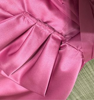 Abito sartoriale rosa shocking su misura