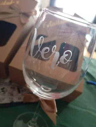 Copa de vino grabada personalizada