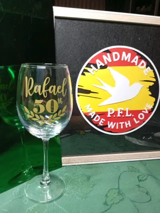 Copa de vino grabada personalizada