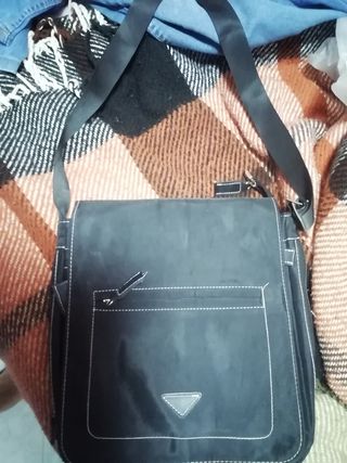 Borsa a tracolla nera