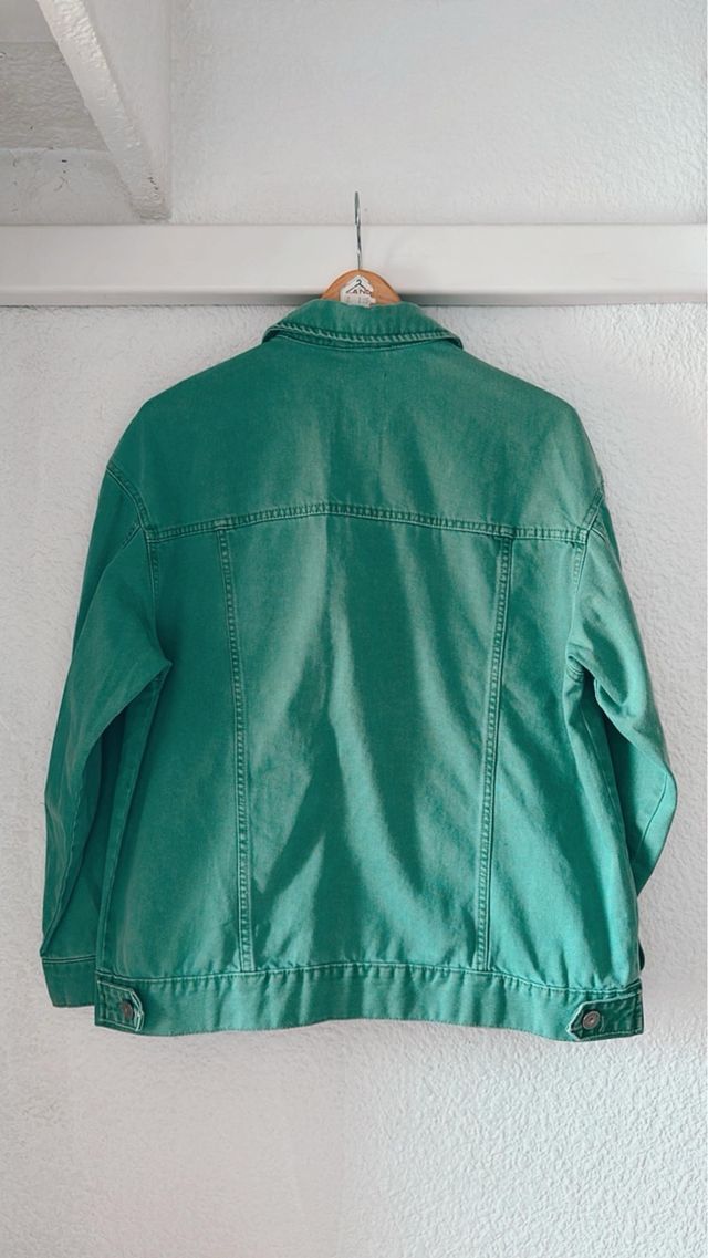 Chaqueta vaquera verde aguamarina Bershka