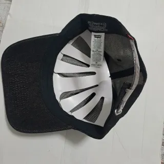 Berretto in Jeans Levi's Taglia Unica Nero