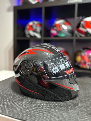 Capacete Modular Pratici c/ Óculos Solar