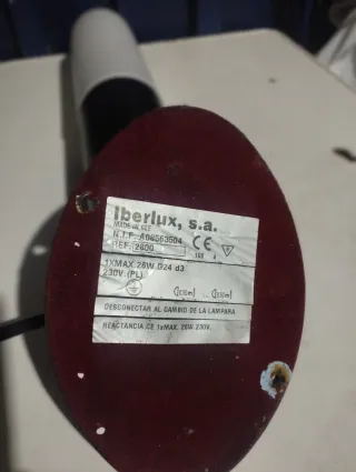 Aplique Pared Iberlux Negro y Blanco