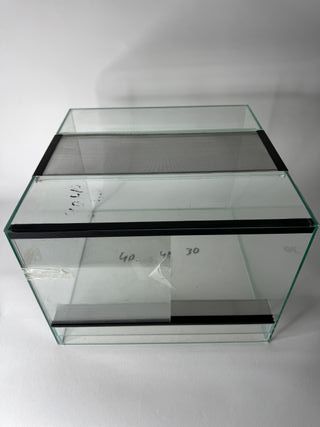 Terrario de cristal 40x40x30 con tapa de malla