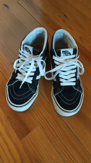 Vans Sk8-Mid negras talla 36