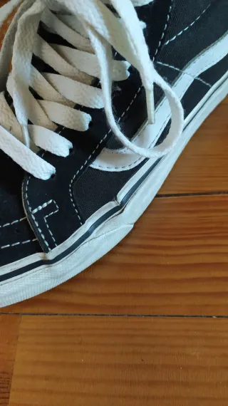 Vans Sk8-Mid negras talla 36