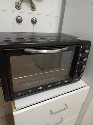 Horno Eléctrico 40L usado
