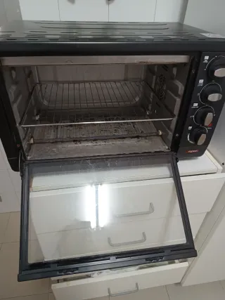 Horno Eléctrico 40L usado