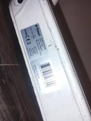 Patinete eléctrico blanco