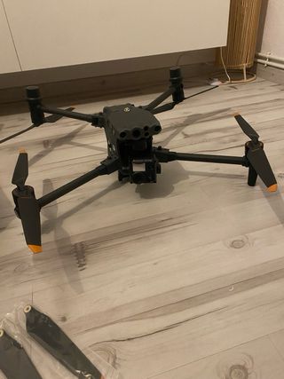 DJI M30T termico,Drone con3 salidas,se envían foto