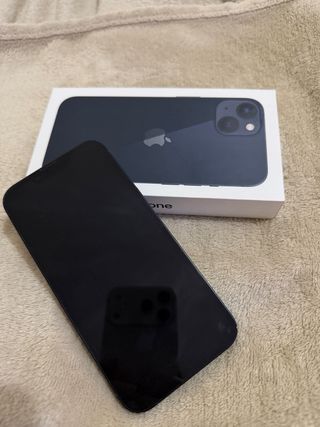 iPhone 13 128GB Midnight + 5 custodie