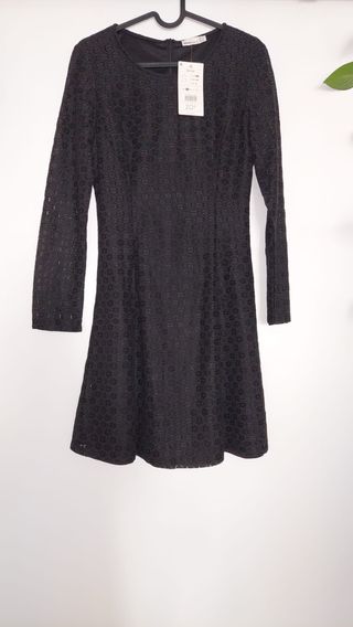 Vestido negro encaje talla S