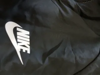 Chaqueta Nike Negra