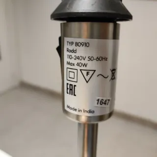 Coppia di lampade Ikea, da tavolo Rodd e Storm.