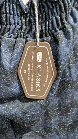 Camiseta Klasiks brillo azul y plata