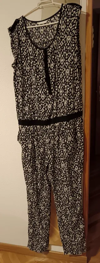 Mono estampado blanco y negro