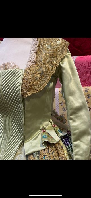 Traje Fallera Seda T/38-40 con 2 Corpiños