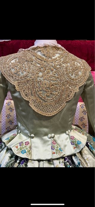 Traje Fallera Seda T/38-40 con 2 Corpiños