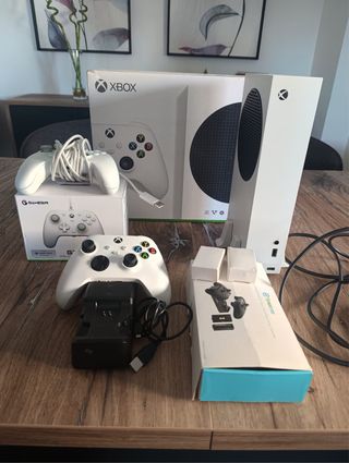 Xbox Series S Bianca + Accessori