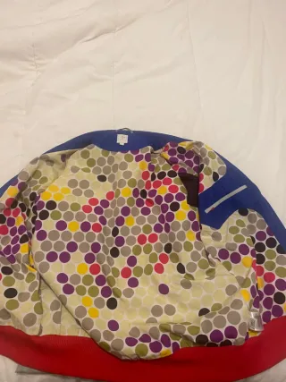 Chaqueta Adidas Impermeable Gris y Roja