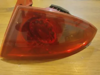 Piloto trasero exterior derecho Seat León 2