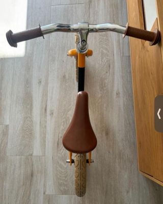 Bicicleta sin pedales Veloretti amarilla